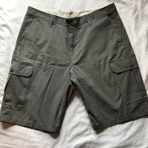 Dockers Cargo Shorts size 36